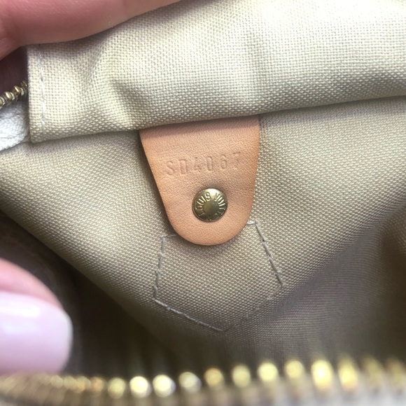 Louis Vuitton 
Damier Azur Canvas AUTHENTIC - Picture 8 of 10